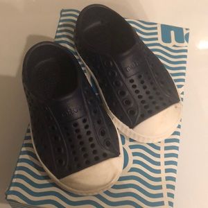 Size 4 Native kids Jefferson in Regatta Blue